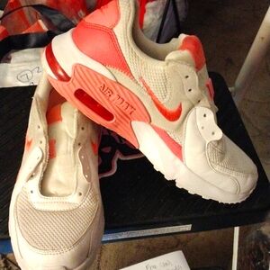 NIKE AIR MAX EXCESS WHITE/PINK SZ 8.5